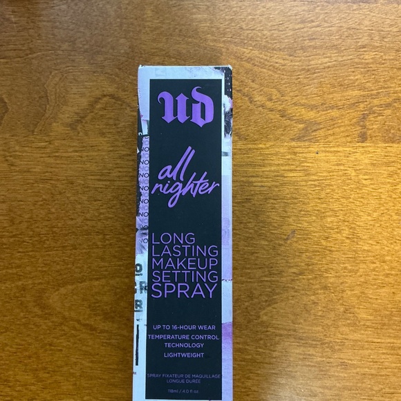 Urban Decay All Nighter makeup setting spray - Picture 2 of 2